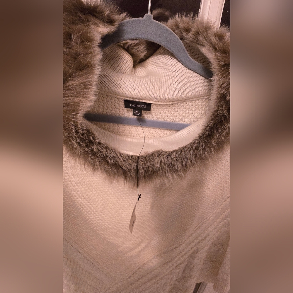 Talbots Cream Poncho with Faux Fur Collar - Picture 3 of 4
